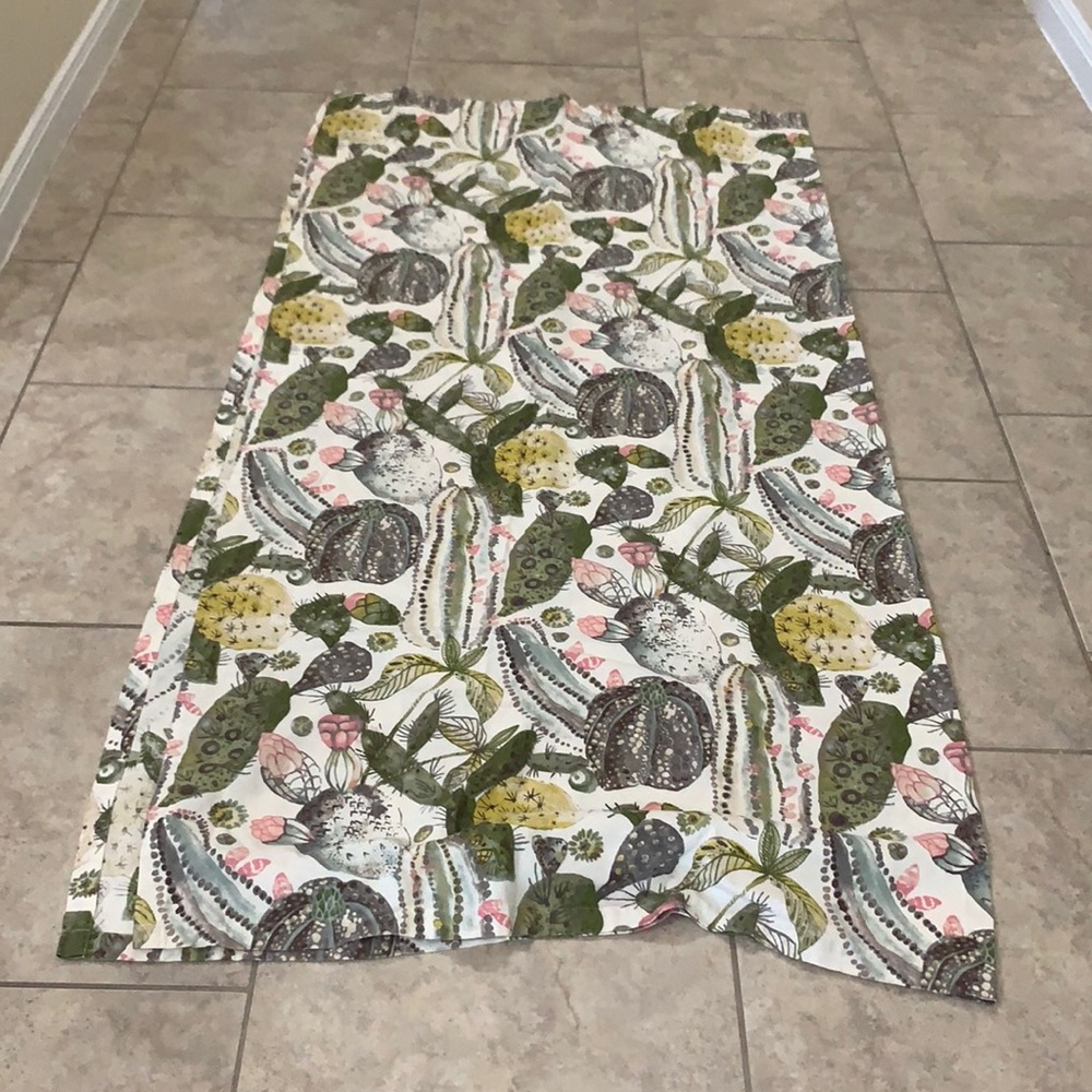 World Market boho shower curtail EUC